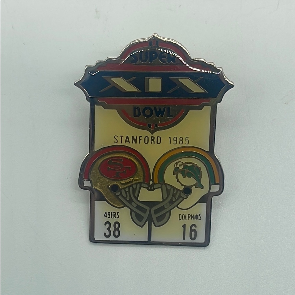 Super Bowl XIX Commemorative Pin
